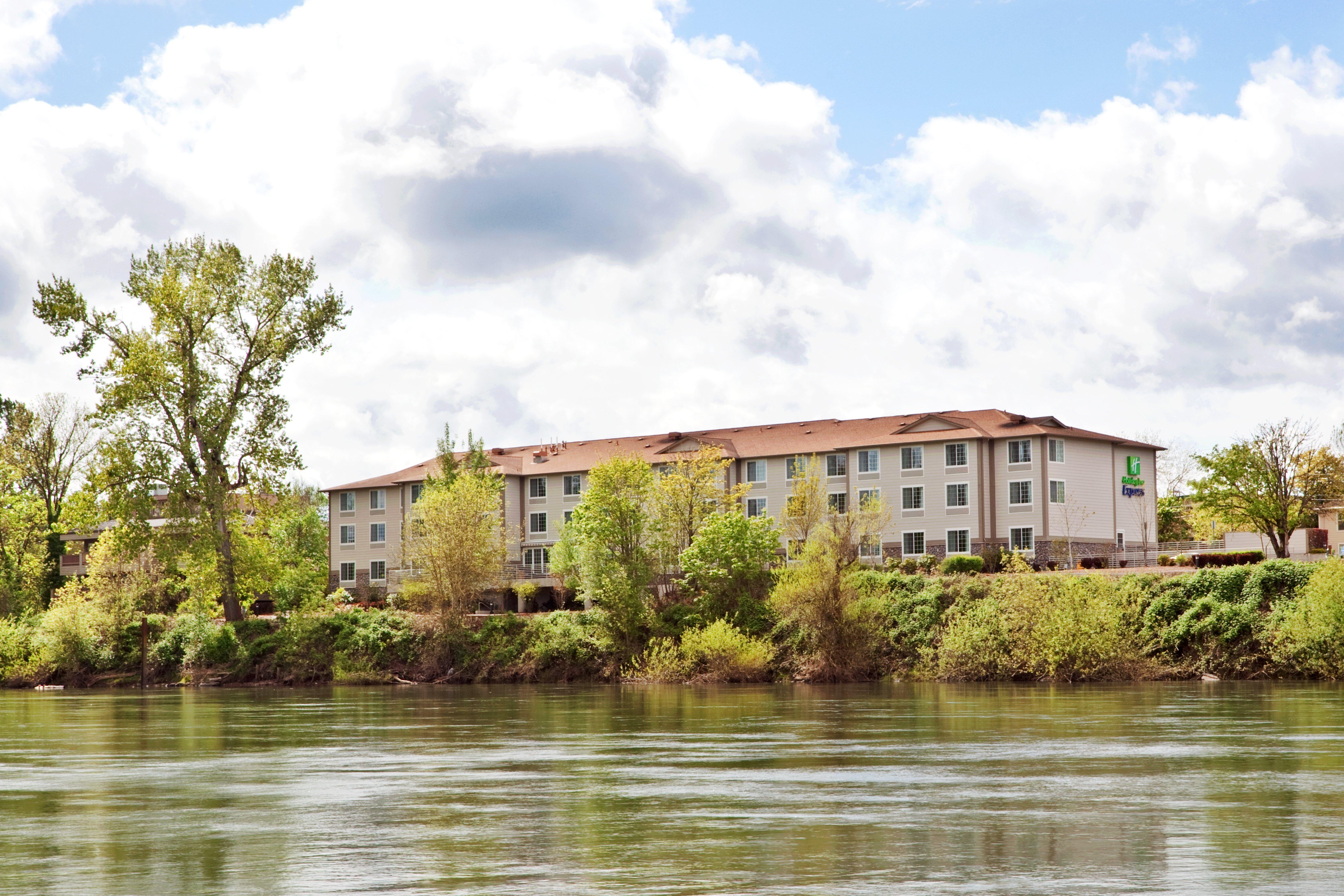 Holiday Inn Express Corvallis-On The River By Ihg Ngoại thất bức ảnh