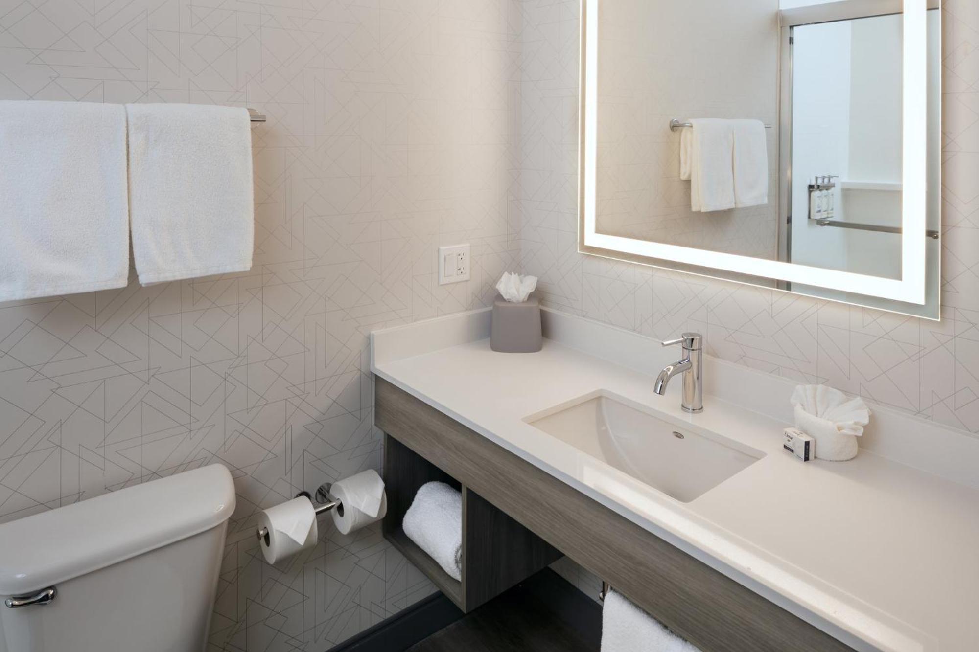 Holiday Inn Express Corvallis-On The River By Ihg Ngoại thất bức ảnh